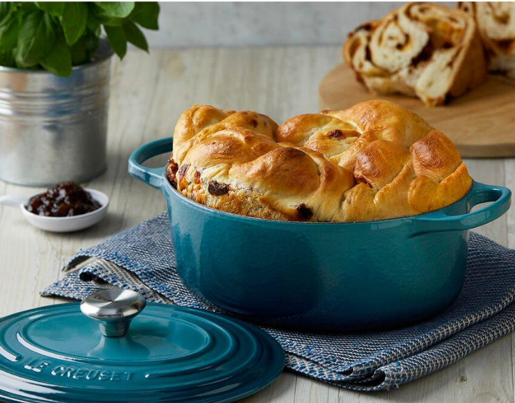 Pan de Cacerola Trenzado con Mermelada y Nueces